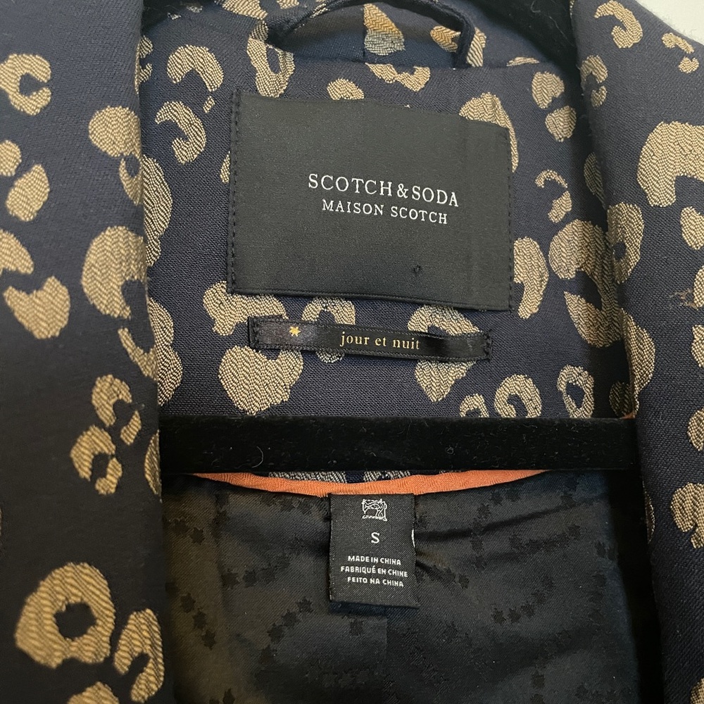 Maison Scotch & Soda, Stretch Jacquard Tailored Blazer, Day and Night look. - Picture 4 of 5